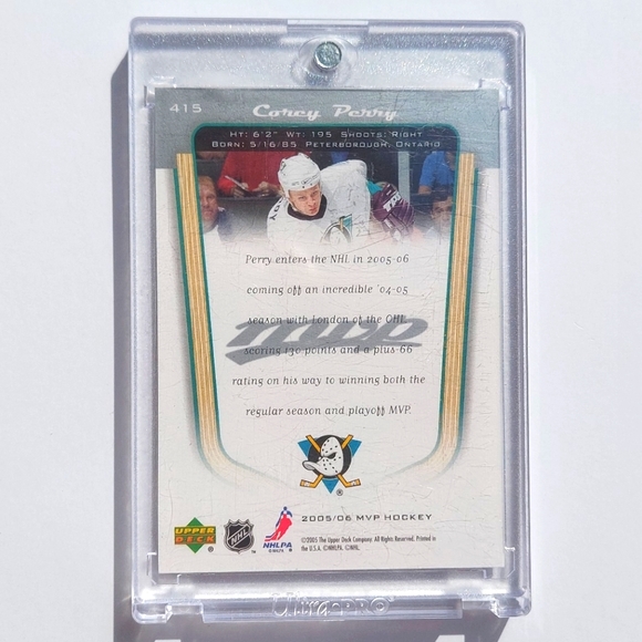 MVP Rookie Card Corey Perry 2005/2006 - Picture 2 of 2
